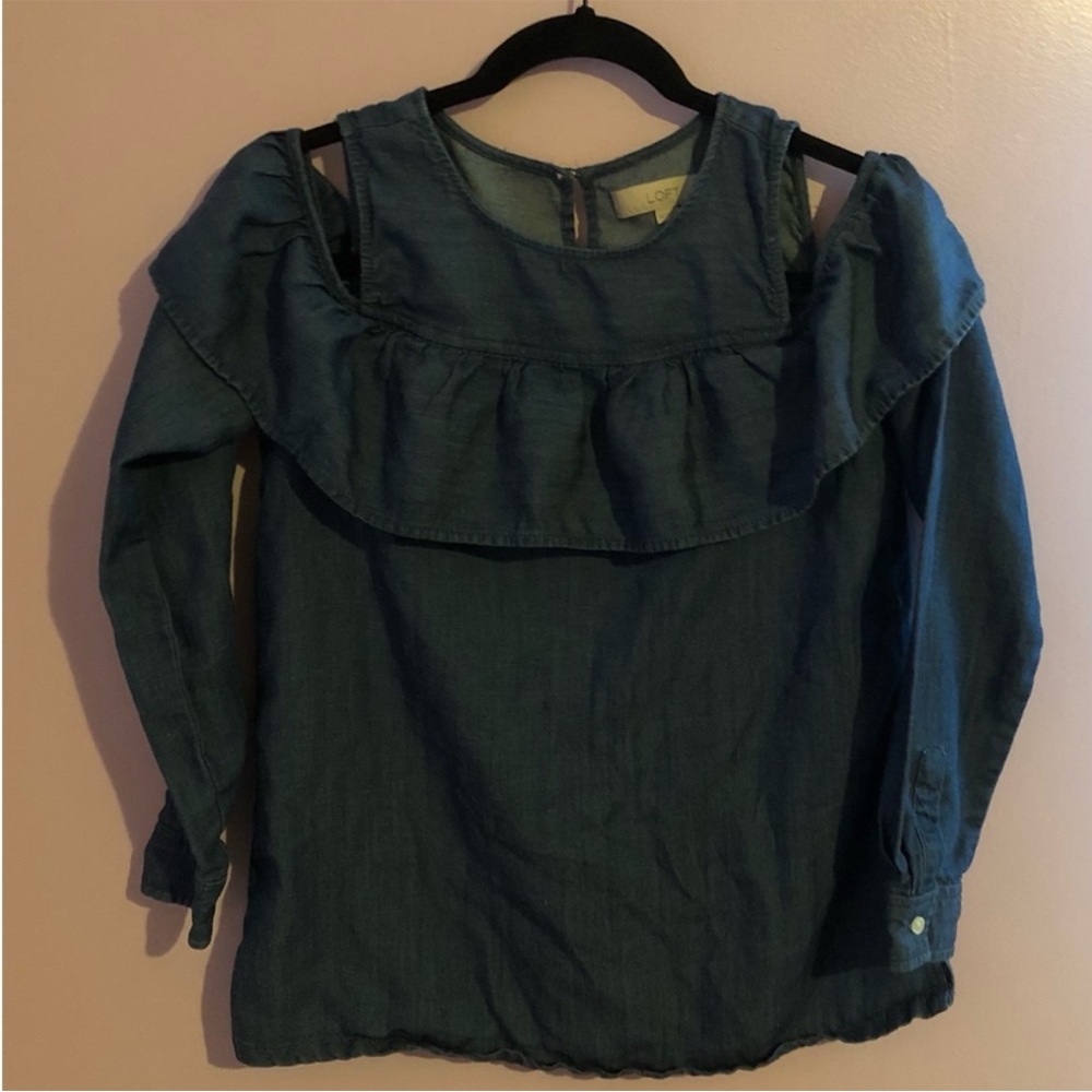 $6💙Bundled LOFT Ruffled Cold Shoulder Top - Picture 2 of 7